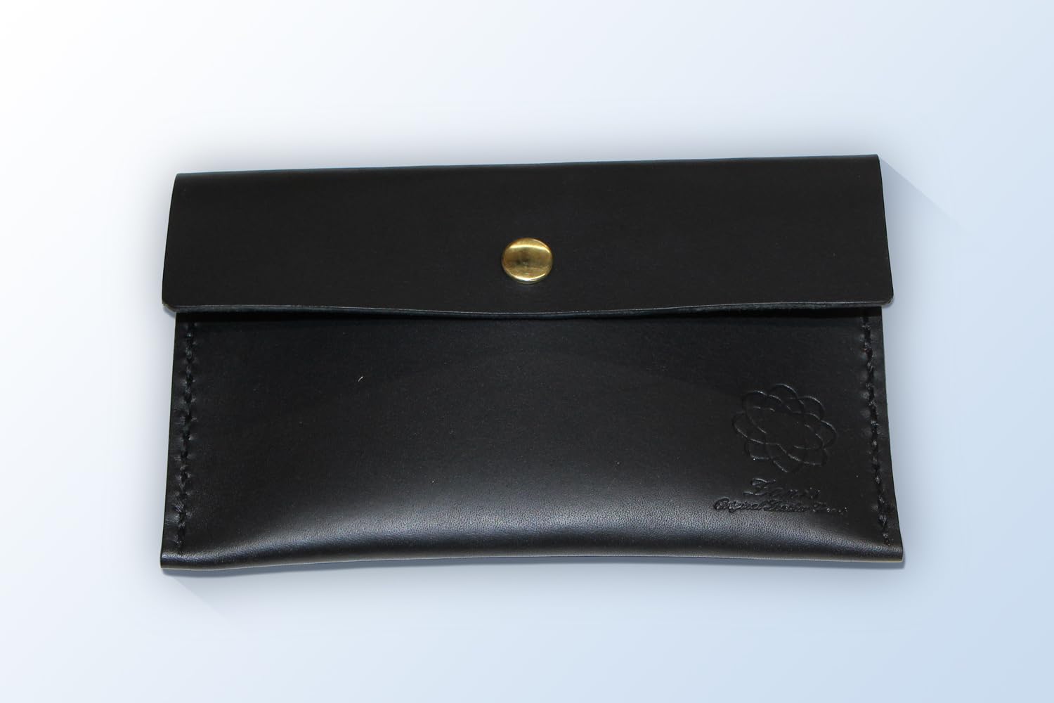 Genuine Leather Prayer Bead Case Small Size Black Soka Gakkai Buddhist Gakkai Buddhist Hanging Buddhist Holder (Tipo) Altar/Soka Altar/Wall
Genuine Leather Prayer Bead Case Small Size Black Soka Gakkai Buddhist Gakkai Buddhist Hanging Buddhist Holder (Tipo) Altar/Soka Altar/Wall