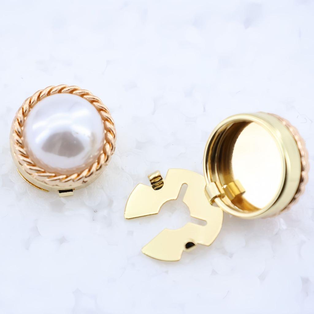 Unisex Cuff Links Geometric Vintage Clip-On Cufflinks Faux Pearl Cufflinks Simple Metal Cufflinks For Formal Banquets Weddings золотий
Unisex Cuff Links Geometric Vintage Clip-On Cufflinks Faux Pearl Cufflinks Simple Metal Cufflinks For Formal Banquets Weddings золотий