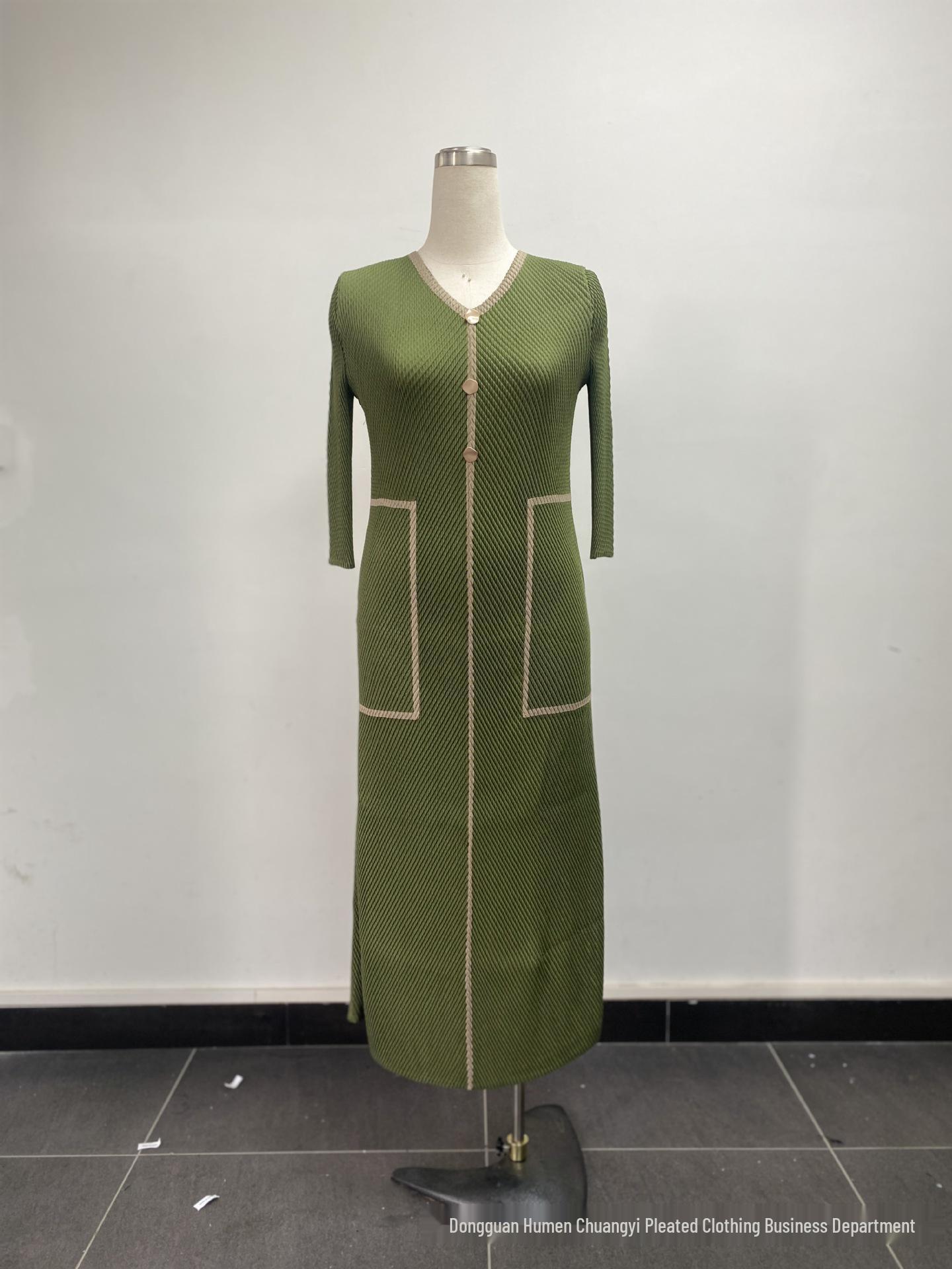 Miyake African Fashion V-neck Slimming Spring Dress One Size 80/160
Miyake African Fashion V-neck Slimming Spring Dress One Size 80/160