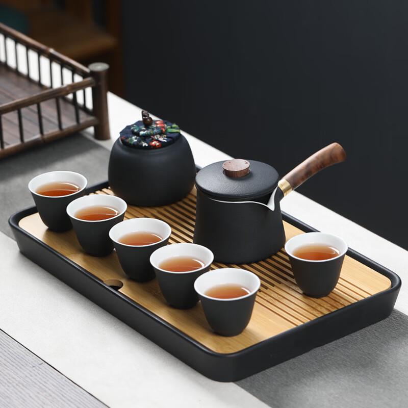 MULTIPOTENT Black Gauze Glaze Ceramic Kung Fu Tea Set
MULTIPOTENT Black Gauze Glaze Ceramic Kung Fu Tea Set