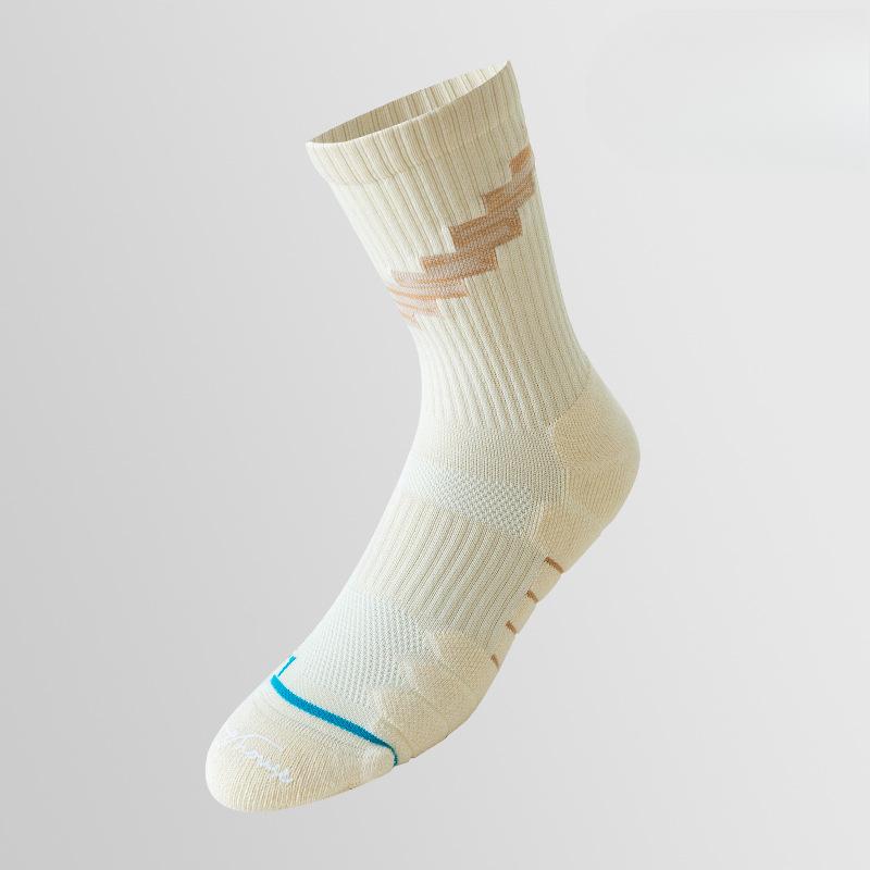 Мужские новые осенне-зимние махровые дышащие спортивные носки-гольфы для бадминтона 1 pair хаки
Мужские новые осенне-зимние махровые дышащие спортивные носки-гольфы для бадминтона 1 pair хаки