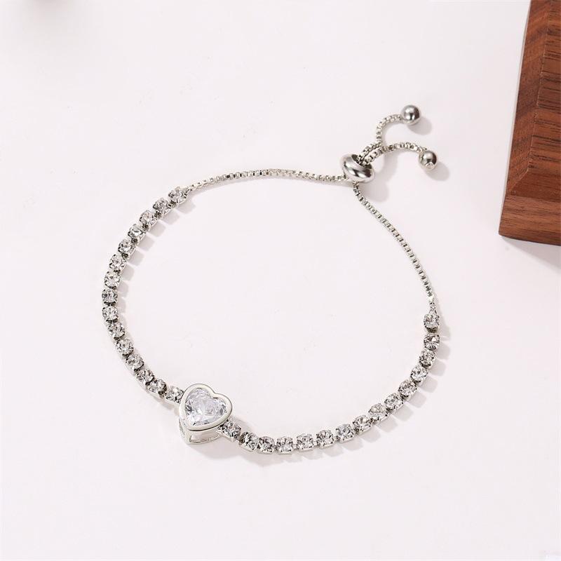 Europe And The United States Hot Selling New Fashion Love Crystal Small Fresh Simple Crystal Ladies Bracelet Wholesale Pulseiras
Europe And The United States Hot Selling New Fashion Love Crystal Small Fresh Simple Crystal Ladies Bracelet Wholesale Pulseiras