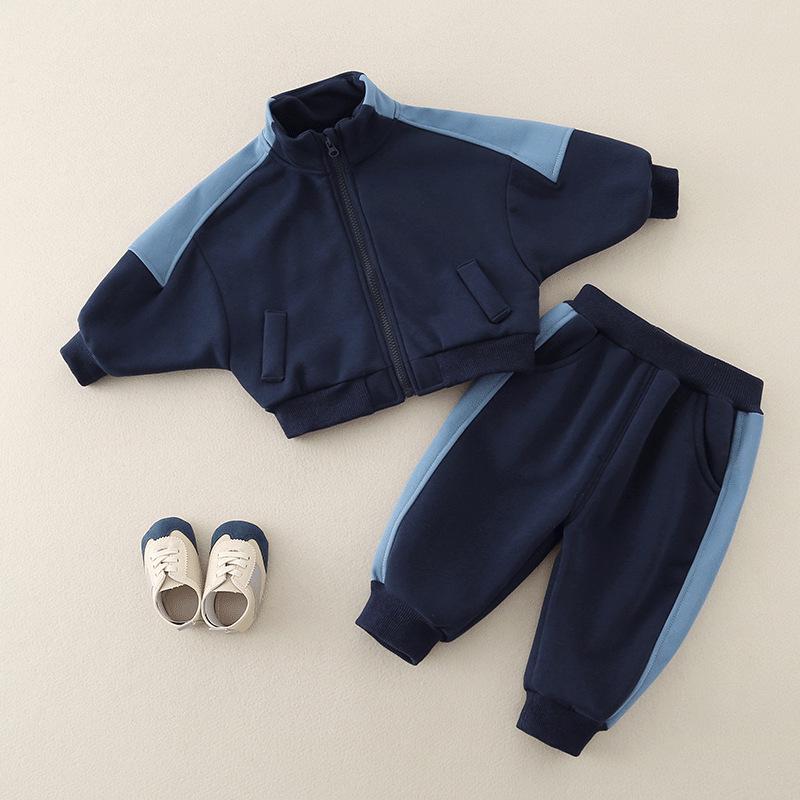 Spring & Autumn Korean Style Boys Cotton Sweatshirt and Sweatpants Set for Infants and Toddlers 80 cm темно-синий
Spring & Autumn Korean Style Boys Cotton Sweatshirt and Sweatpants Set for Infants and Toddlers 80 cm темно-синий