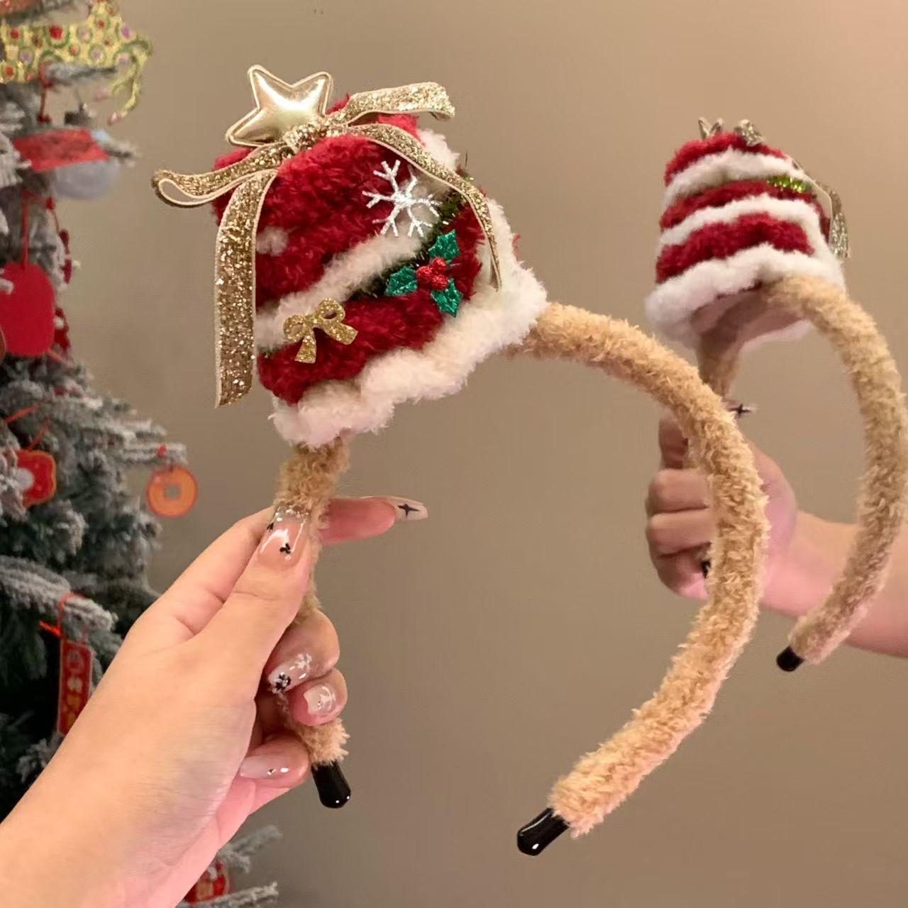 Women s 2024 Christmas Headband with Bow and Hat - Festive Hair Accessory
Women s 2024 Christmas Headband with Bow and Hat - Festive Hair Accessory