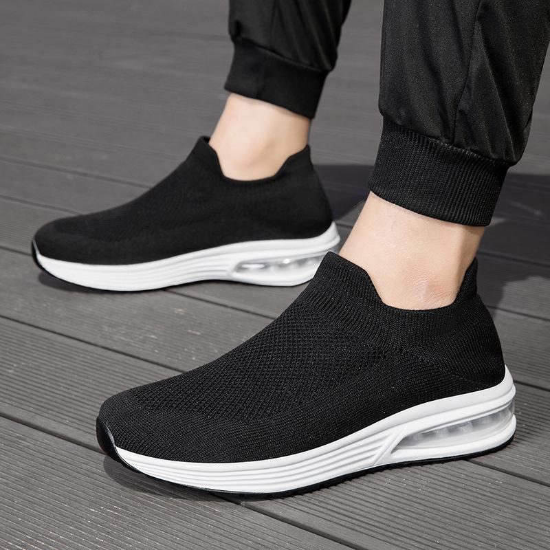 Summer New Men s Shoes Mesh Shoes Air Cushion Large Size Socks Fashionable Versatile Slip-on Running Shoes 38 чорний
Summer New Men s Shoes Mesh Shoes Air Cushion Large Size Socks Fashionable Versatile Slip-on Running Shoes 38 чорний