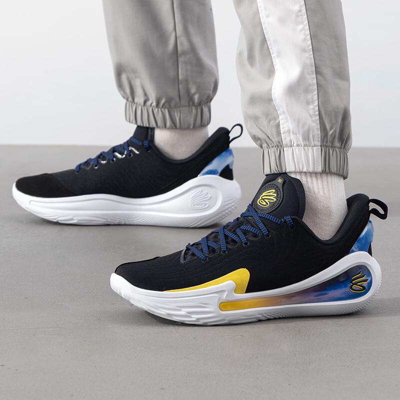 Under Armour Curry Signature Basketball Shoes MEN EU 43
Under Armour Curry Signature Basketball Shoes MEN EU 43