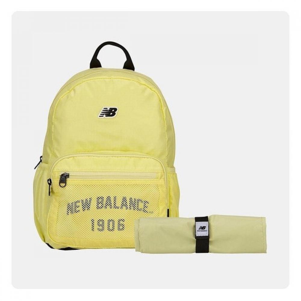 New Balance Kids Essentials Picnic Bag Nk8aes401u Light Yellow (31)Light Yellow/FREE
New Balance Kids Essentials Picnic Bag Nk8aes401u Light Yellow (31)Light Yellow/FREE