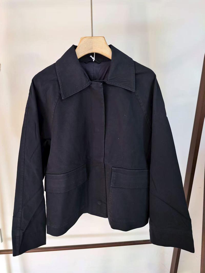 Women s Navy Blue Twill Jacket with Turn-Down Collar and Pocket - Autumn/Winter 2025 Collection Extra Small
Women s Navy Blue Twill Jacket with Turn-Down Collar and Pocket - Autumn/Winter 2025 Collection Extra Small