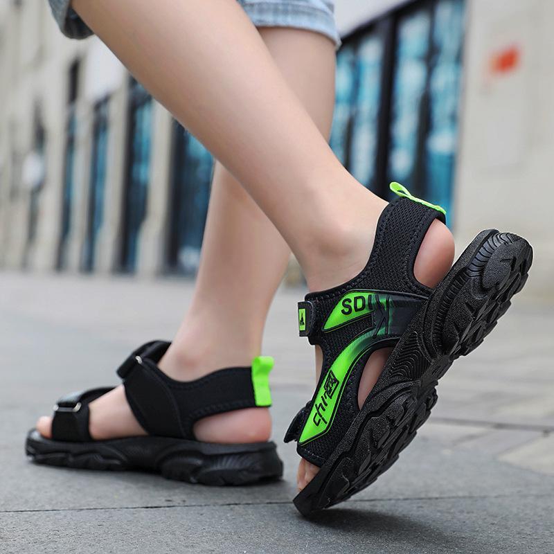 Children s sandals New Year s models Medium and older children Boys fashion soft-soled shoes Student beach shoes None 28
Children s sandals New Year s models Medium and older children Boys fashion soft-soled shoes Student beach shoes None 28