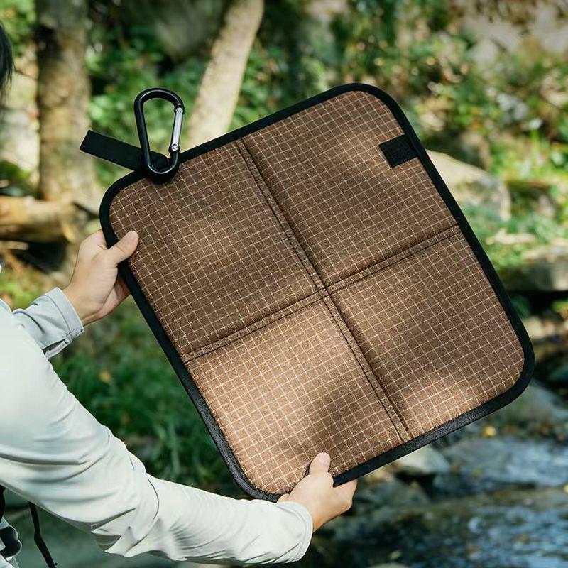Portable Waterproof Outdoor Picnic & Camping Seat Mat 30*1*35
Portable Waterproof Outdoor Picnic & Camping Seat Mat 30*1*35