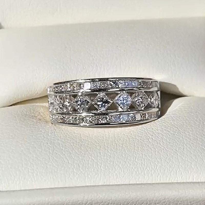 Роскошные обручальные кольца Huitan для женщин, сверкающие кубические цирконии, помолвочные кольца, цветные новые модные ювелирные изделия 10
Роскошные обручальные кольца Huitan для женщин, сверкающие кубические цирконии, помолвочные кольца, цветные новые модные ювелирные изделия 10