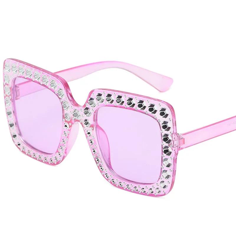 Women S New Diamond-Plated Sunglasses Neutral Retro Square Large Frame Sunglasses Personalized Outdoor Uv400 Sun Glasses as picture
Women S New Diamond-Plated Sunglasses Neutral Retro Square Large Frame Sunglasses Personalized Outdoor Uv400 Sun Glasses as picture