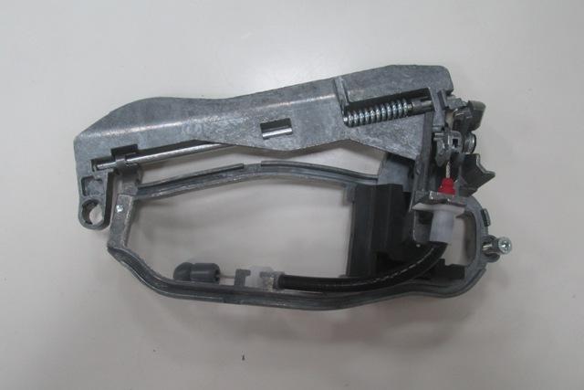 For Bmw X5 E53 2000 2003 2004 2006 Front Door Exterior Opening Handle Mechanism Right
For Bmw X5 E53 2000 2003 2004 2006 Front Door Exterior Opening Handle Mechanism Right