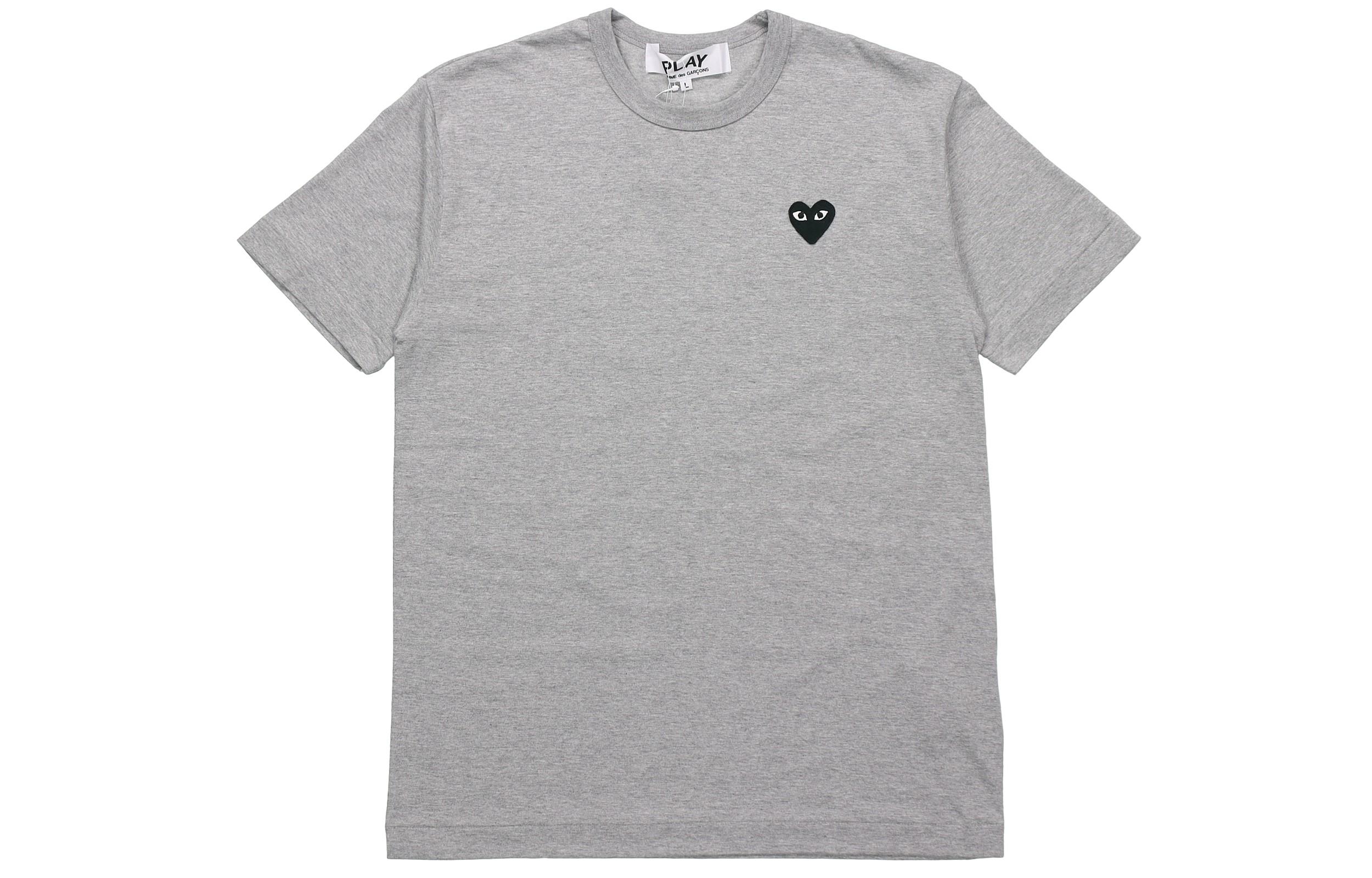 CDG Play Black Heart Emblem T-shirt Grey AZ-T076-051-1 XXL
CDG Play Black Heart Emblem T-shirt Grey AZ-T076-051-1 XXL