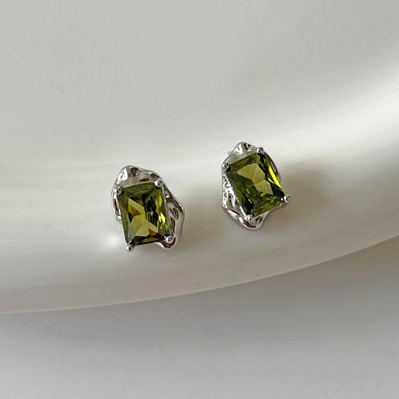 Liquid Olive Green Square Rhinestones Stud Earrings for Women Silvery Metal Irregular Geometry Earrings Party Trendy Jewelry
Liquid Olive Green Square Rhinestones Stud Earrings for Women Silvery Metal Irregular Geometry Earrings Party Trendy Jewelry