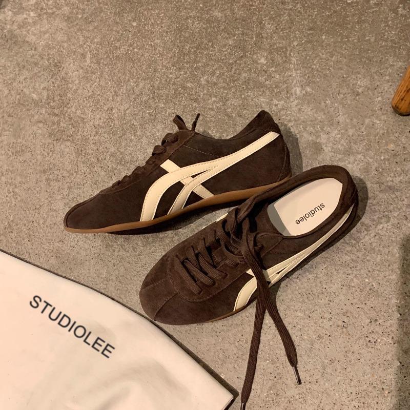 Trendy contrasting color splicing inner height increase women s new comfortable and versatile leisure sports 40 коричневый
Trendy contrasting color splicing inner height increase women s new comfortable and versatile leisure sports 40 коричневый