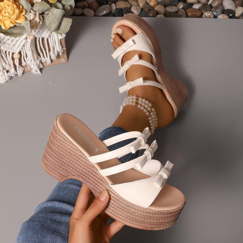 Large-sized One-line Beach Slippers Thick-soled Slope Heel Sponge Shoes Women s Sandals 36
Large-sized One-line Beach Slippers Thick-soled Slope Heel Sponge Shoes Women s Sandals 36