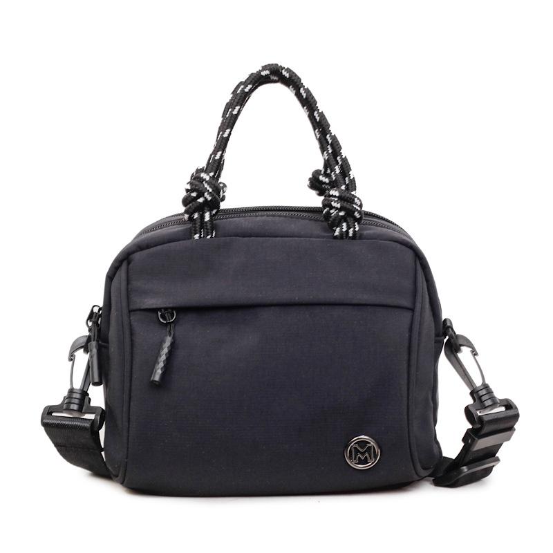 Autumn fashion color matching portable large capacity lightweight shoulder bag student fashion versatile messenger Boston women s bag
Autumn fashion color matching portable large capacity lightweight shoulder bag student fashion versatile messenger Boston women s bag