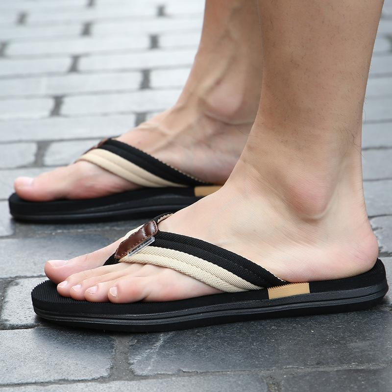 Summer new casual slippers beach flip-flops outdoor fashion cool slippers slippers 39 чорний
Summer new casual slippers beach flip-flops outdoor fashion cool slippers slippers 39 чорний