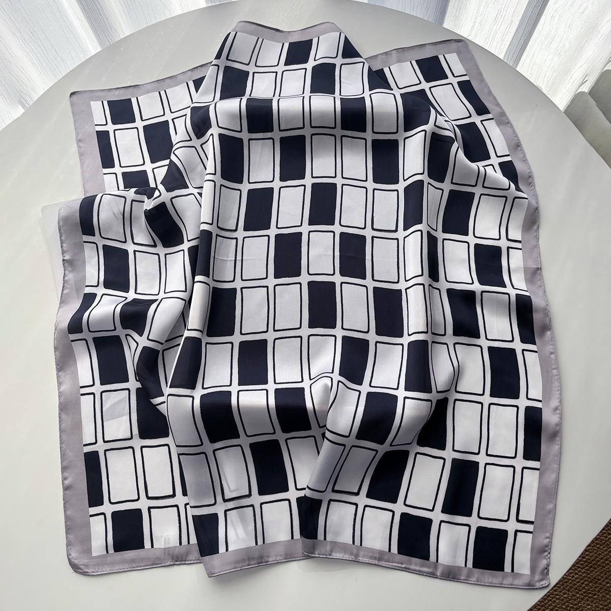Luxury Square Scarf For Women Plaid Print Imitation Silk Scarves Bandanas Hijab Neckerchief For Beach Elegant Shawl Wraps
Luxury Square Scarf For Women Plaid Print Imitation Silk Scarves Bandanas Hijab Neckerchief For Beach Elegant Shawl Wraps