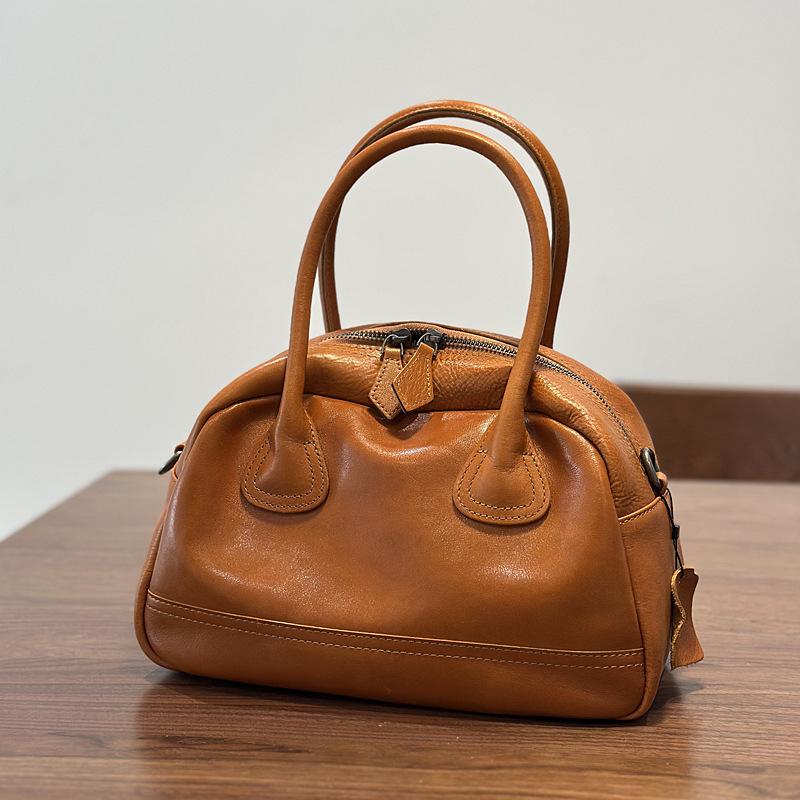 Johnature Simple Solid Color Soft Cowhide Handbag Retro Genuine Leather Shell Bag Versatile Shoulder Bags жовтий оранжевий колір
Johnature Simple Solid Color Soft Cowhide Handbag Retro Genuine Leather Shell Bag Versatile Shoulder Bags жовтий оранжевий колір