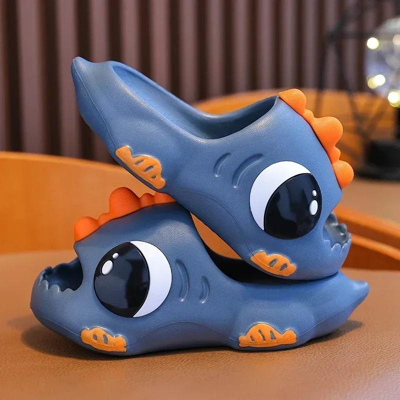 /Летние детские тапочки для возраста 2-12 лет, милые мультяшные динозавры, пляжные сандалии для детей, мальчиков, девочек, шлепанцы, нескользящие, для дома, в помещении 24-25 серый
/Летние детские тапочки для возраста 2-12 лет, милые мультяшные динозавры, пляжные сандалии для детей, мальчиков, девочек, шлепанцы, нескользящие, для дома, в помещении 24-25 серый
