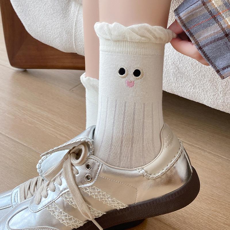 Lady Spring Cute Cartoon Big Eyes Pull A Sweat Absorbing Boneless Lace Pile Socks 1 pair
Lady Spring Cute Cartoon Big Eyes Pull A Sweat Absorbing Boneless Lace Pile Socks 1 pair