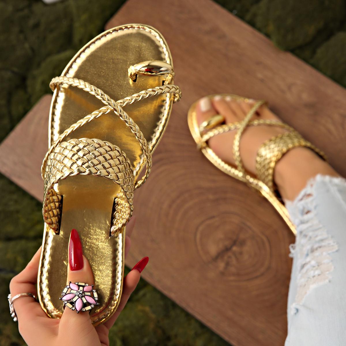 Summer Women s Gold Clip Toe Sandals Women Flat Heels Beach Flip Flops Woman Plus Size Lightweight Outdoor Slippers 42EU/CN43 чорний
Summer Women s Gold Clip Toe Sandals Women Flat Heels Beach Flip Flops Woman Plus Size Lightweight Outdoor Slippers 42EU/CN43 чорний