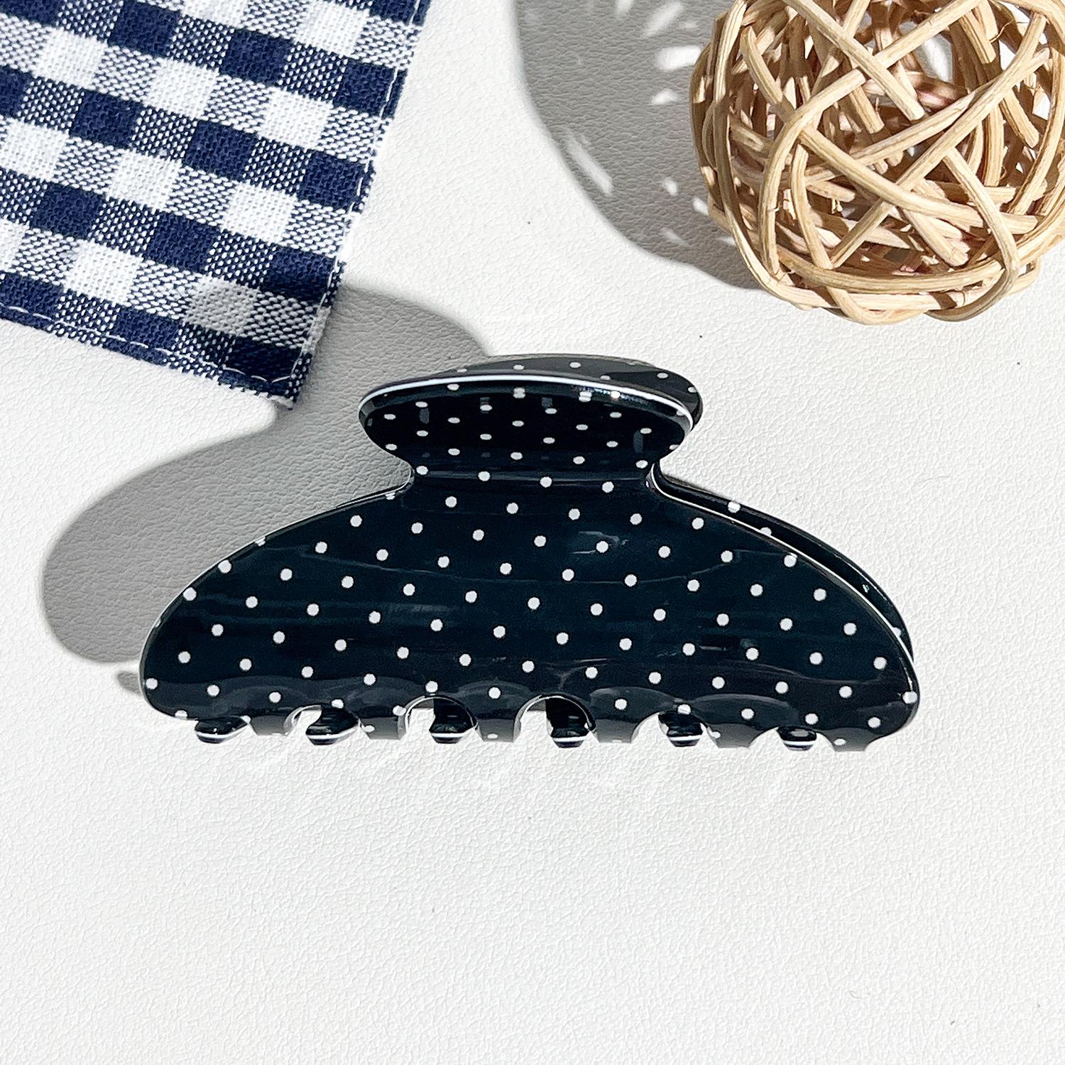 New grab clip, high-end polka dot semi-round hairpin, retro fashion, back head disc hair, shark clip hair accessories woman PVC
New grab clip, high-end polka dot semi-round hairpin, retro fashion, back head disc hair, shark clip hair accessories woman PVC