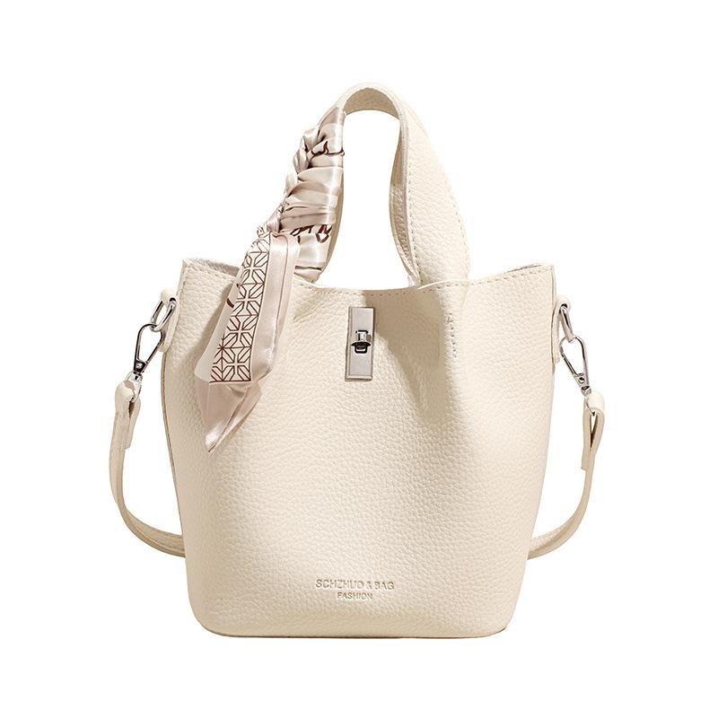 Korean-style Large-capacity Bucket Bag For Women, New Autumn And Winter Casual Versatile Shoulder
Korean-style Large-capacity Bucket Bag For Women, New Autumn And Winter Casual Versatile Shoulder