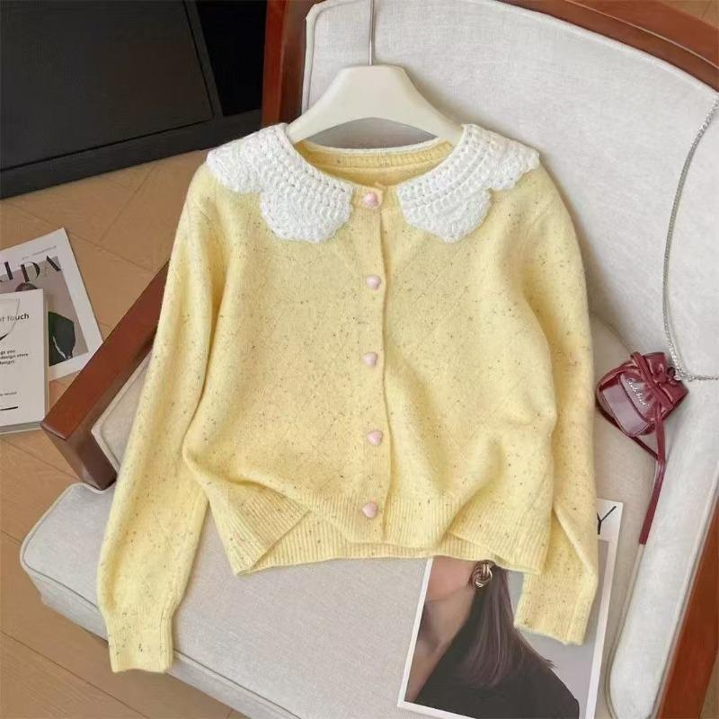 Кардиган женский с кукольным воротником, однотонный, с ажурным краем, милые женские вязаные свитера, осенняя женская модная трендовая верхняя одежда onesize жёлтый
Кардиган женский с кукольным воротником, однотонный, с ажурным краем, милые женские вязаные свитера, осенняя женская модная трендовая верхняя одежда onesize жёлтый