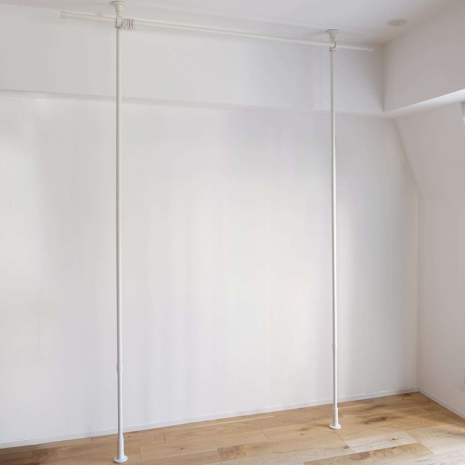 Toso Nivis Натяжной карниз 30019309 Комплект, 0,7-1,2 м, Белый,
Toso Nivis Натяжной карниз 30019309 Комплект, 0,7-1,2 м, Белый,