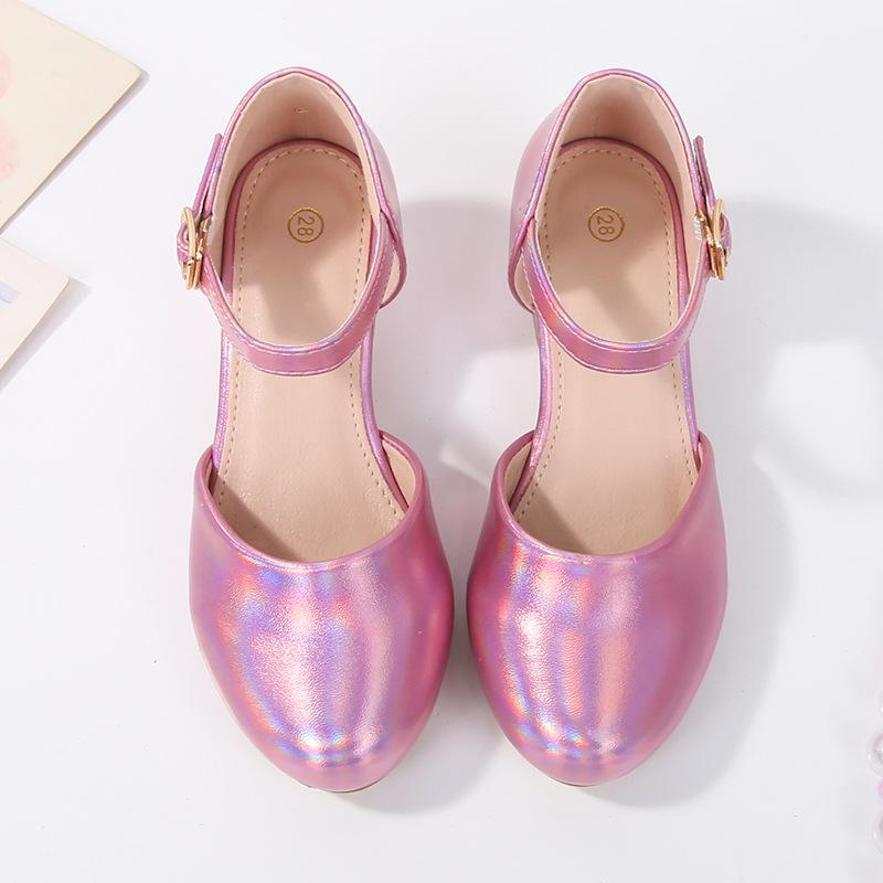 Summer new bag head women s shoes fairy style student sandals hollow explosion thick heel one word buckle trend girls shoes 36 feet long 22.4cm рожевий
Summer new bag head women s shoes fairy style student sandals hollow explosion thick heel one word buckle trend girls shoes 36 feet long 22.4cm рожевий