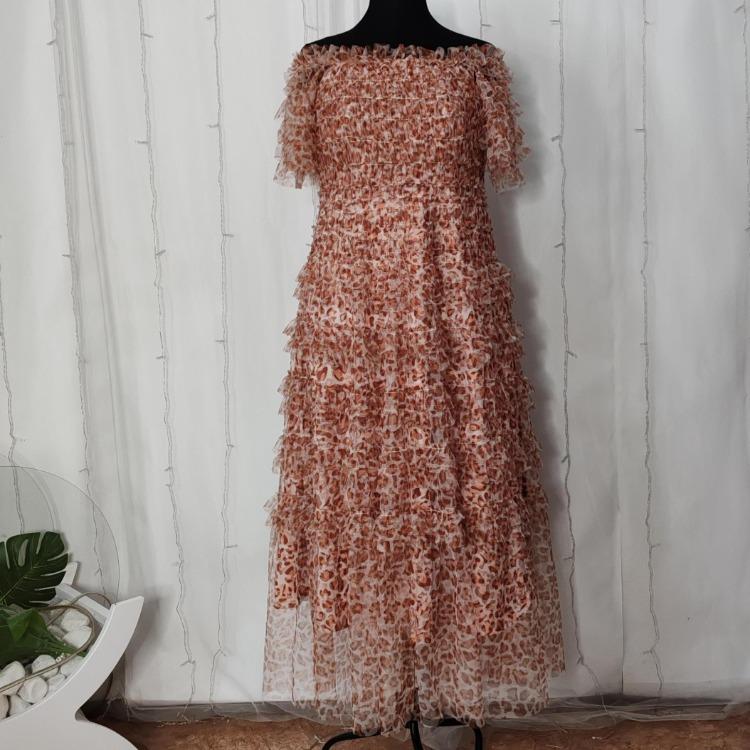 New Summer Luxury Runway Women Dress Black Elastic Slash Neck Mesh Prom Party Long Dress with Cascading Ruffles Flower Printed Holiday S коричневый
New Summer Luxury Runway Women Dress Black Elastic Slash Neck Mesh Prom Party Long Dress with Cascading Ruffles Flower Printed Holiday S коричневый