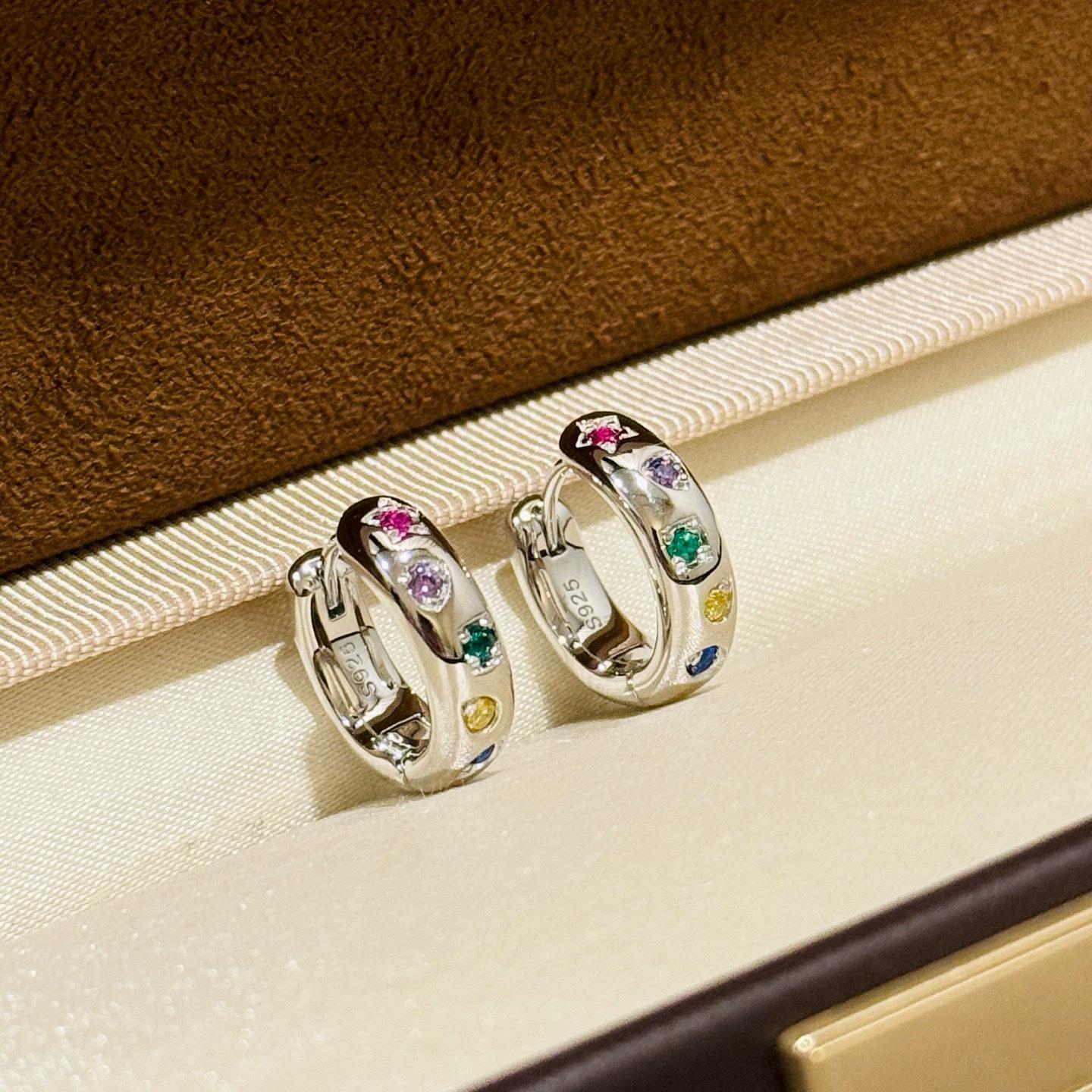 New Vintage Pure 925 Sterling Silver Colored 5a Zirconia Small Size Hoop Earrings For Women Luxury Fine Jewelry білий
New Vintage Pure 925 Sterling Silver Colored 5a Zirconia Small Size Hoop Earrings For Women Luxury Fine Jewelry білий