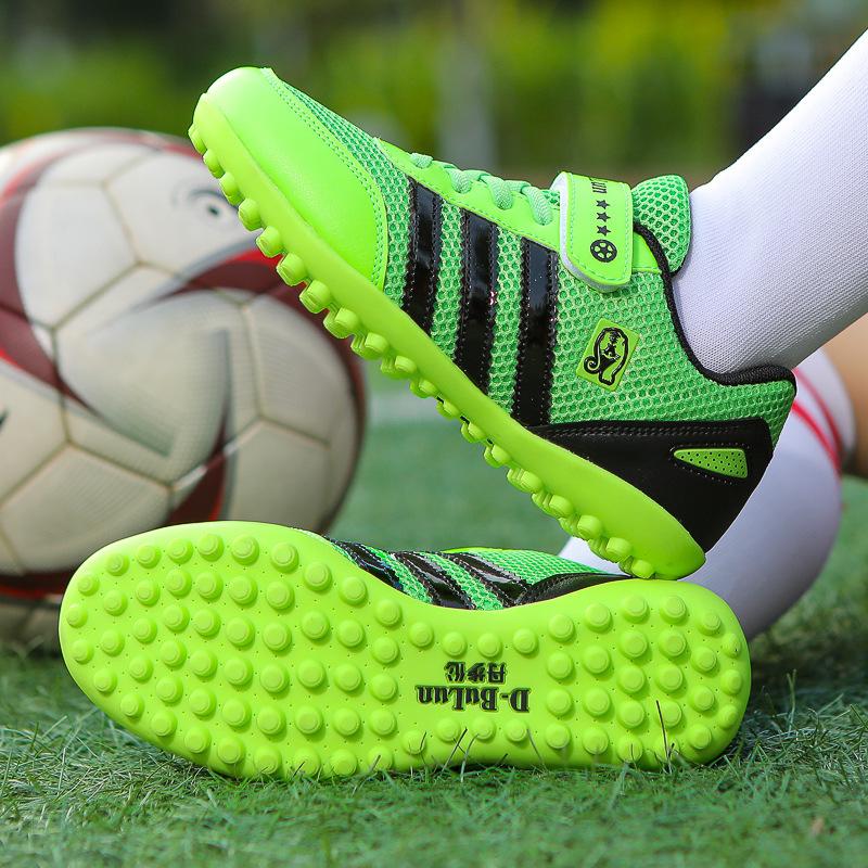 Tamburun children s football shoes, boys and girls outdoor sports competition training shoes, flat-soled broken nail primary school shoes 38
Tamburun children s football shoes, boys and girls outdoor sports competition training shoes, flat-soled broken nail primary school shoes 38