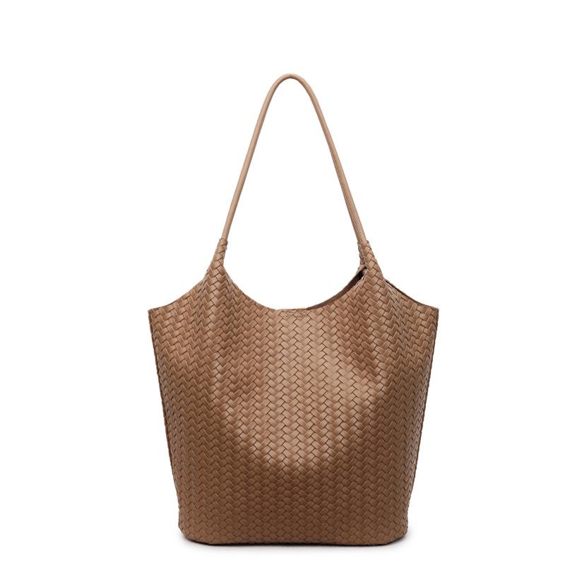2025 Autumn/Winter Women s Retro Woven Large Capacity Korean Tote – Simple, Trendy Single Shoulder Commute Bag 38*13*29 cm
2025 Autumn/Winter Women s Retro Woven Large Capacity Korean Tote – Simple, Trendy Single Shoulder Commute Bag 38*13*29 cm