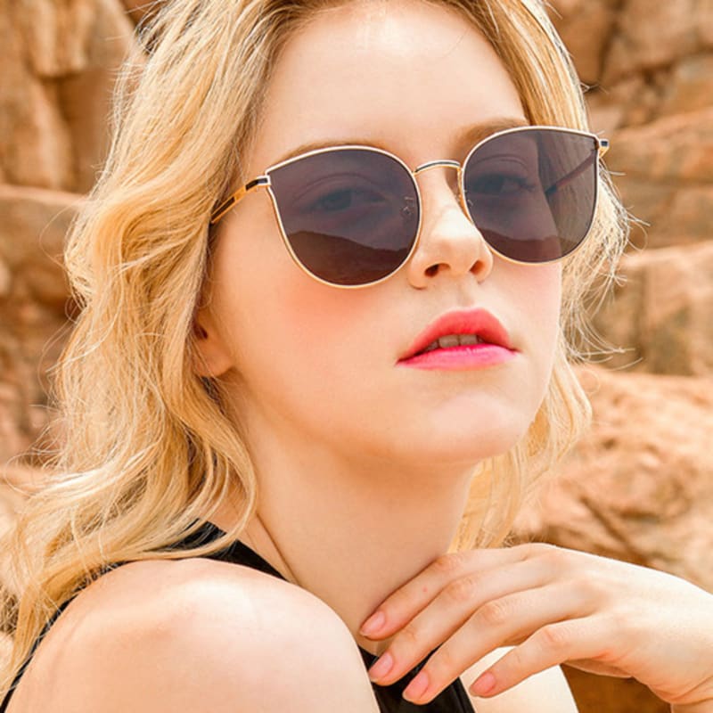 MCCOIN MARI 01 Gold Black
MCCOIN MARI 01 Gold Black