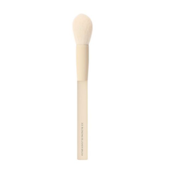 3CE Blending Blusher Brush
3CE Blending Blusher Brush