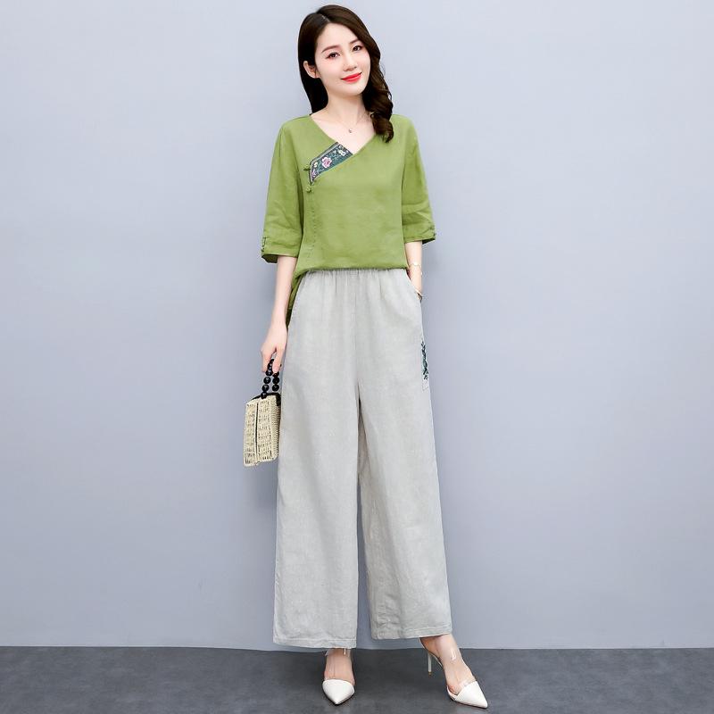 Летний женский льняной комплект с широкими брюками и ретро этнической вышивкой, 2025 Medium зелёный
Летний женский льняной комплект с широкими брюками и ретро этнической вышивкой, 2025 Medium зелёный