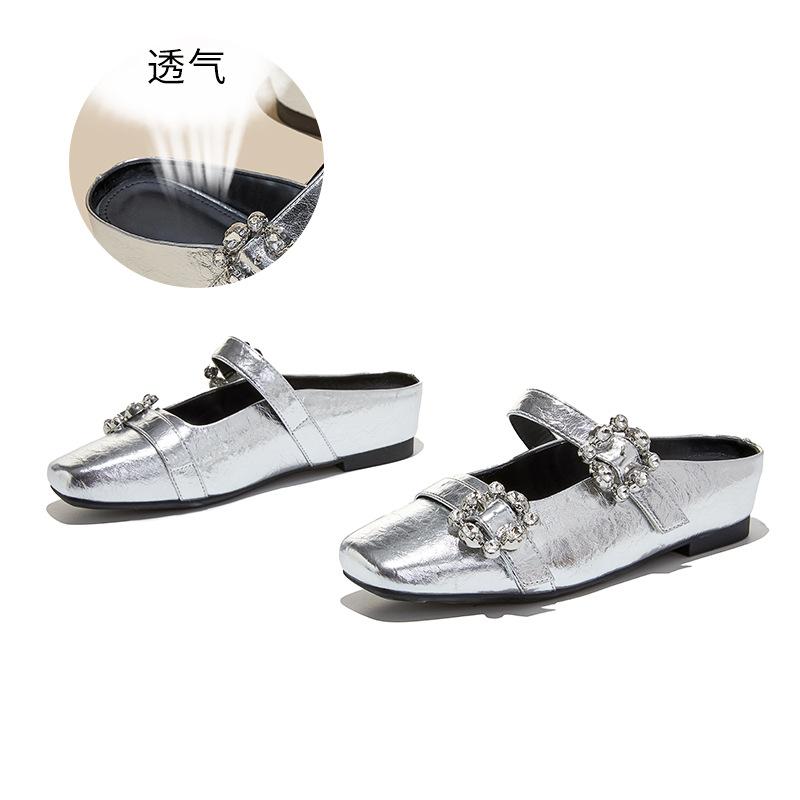 French square buckle rhinestone half slippers women s spring new outer wear fashion temperament square head one pedal single shoes 40 срібний
French square buckle rhinestone half slippers women s spring new outer wear fashion temperament square head one pedal single shoes 40 срібний