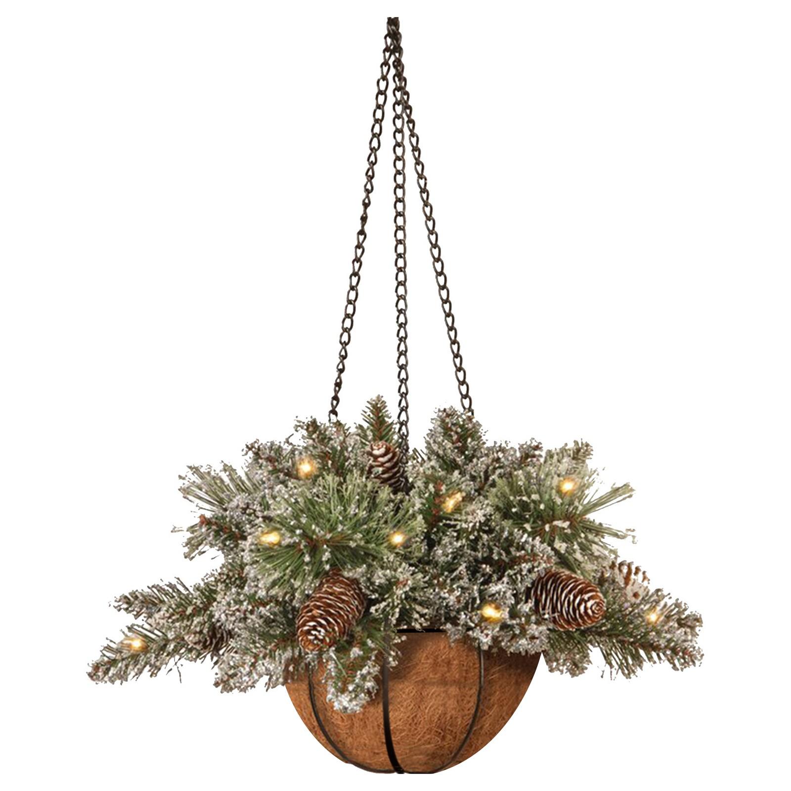 Рождественский венок, смешанные украшения и белые светодиодные гирлянды, замороженные ягоды
Рождественский венок, смешанные украшения и белые светодиодные гирлянды, замороженные ягоды