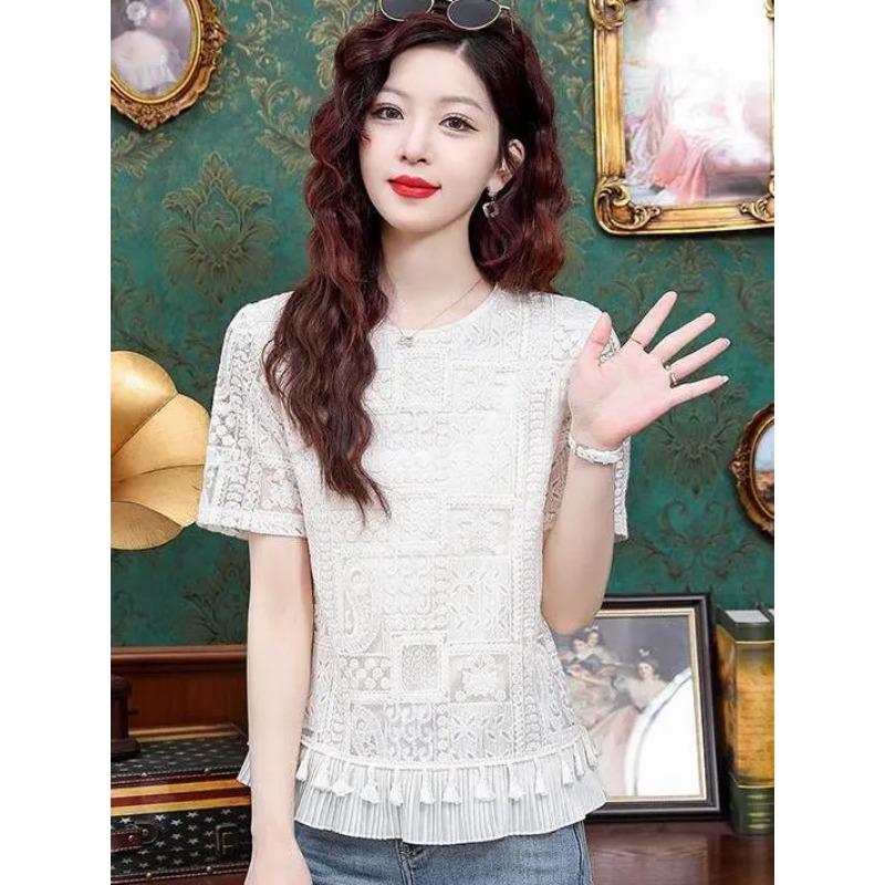 Women s White Lace Blouse Round Neck Short Sleeve Ruffle Hem Casual Slim Fit Top S
Women s White Lace Blouse Round Neck Short Sleeve Ruffle Hem Casual Slim Fit Top S