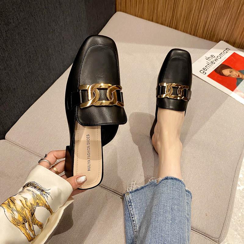 Sandals women s summer new slippers bag head fashion Korean version thick heel square head empty lazy shoes 309-3 35 чорний
Sandals women s summer new slippers bag head fashion Korean version thick heel square head empty lazy shoes 309-3 35 чорний