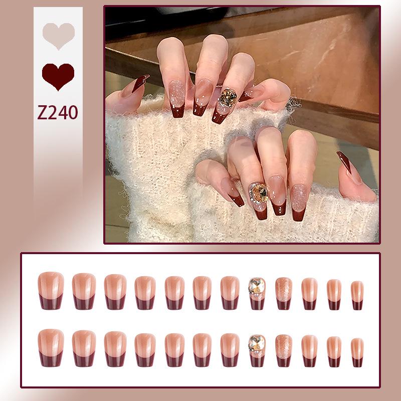 Роскошный прозрачный румянец, набор накладных ногтей «Розовый пузырь» с носимыми наклейками
Роскошный прозрачный румянец, набор накладных ногтей «Розовый пузырь» с носимыми наклейками