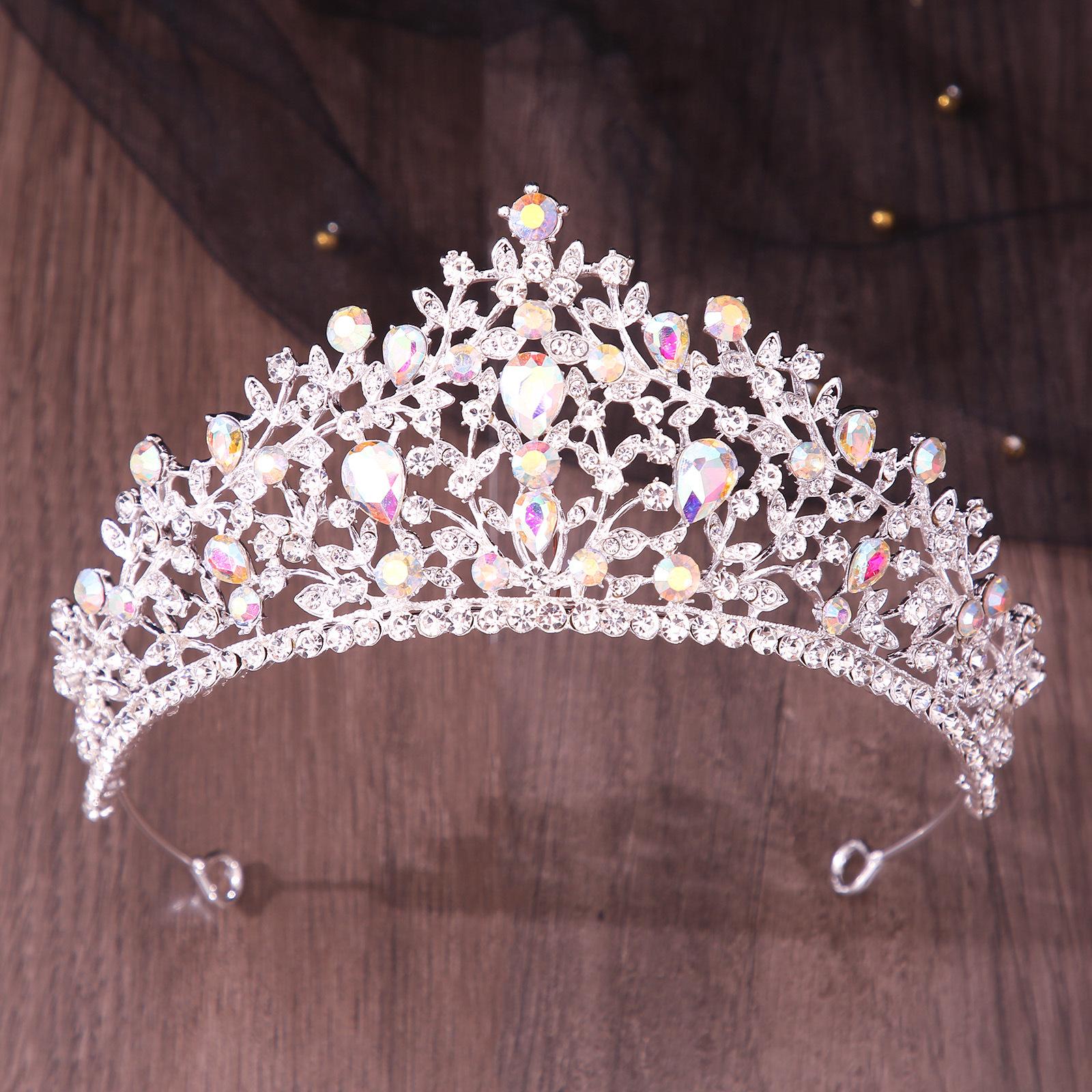 DIEZI Elegant Luxury AB Crystal Tiara Crown For Women Girls Party Jewelry Bridal Rhinestone Crown Wedding Hair Dress Jewelry
DIEZI Elegant Luxury AB Crystal Tiara Crown For Women Girls Party Jewelry Bridal Rhinestone Crown Wedding Hair Dress Jewelry