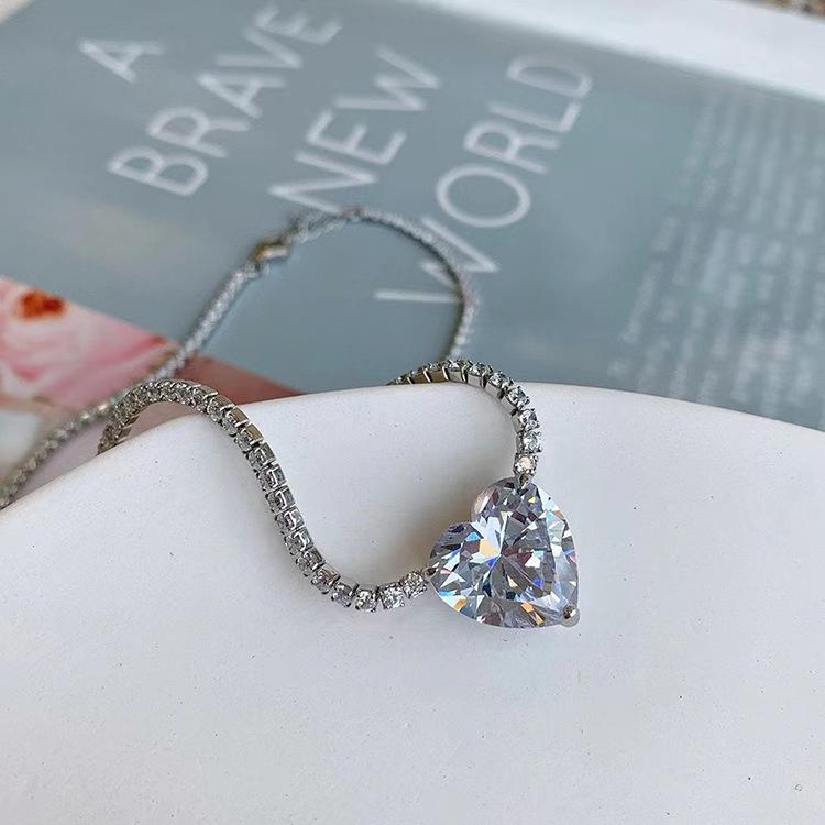 Lulu Tong Heart-Shaped Sterling Silver Choker with White Diamonds, 2022 Women s Fashion Necklace S925 Silver
Lulu Tong Heart-Shaped Sterling Silver Choker with White Diamonds, 2022 Women s Fashion Necklace S925 Silver