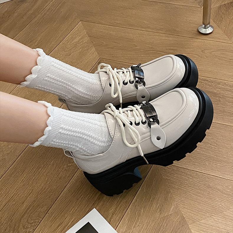 Black British style heightened platform small leather shoes women s 2025 new summer thick heel round head versatile lace-up single shoes 39 бежевий
Black British style heightened platform small leather shoes women s 2025 new summer thick heel round head versatile lace-up single shoes 39 бежевий