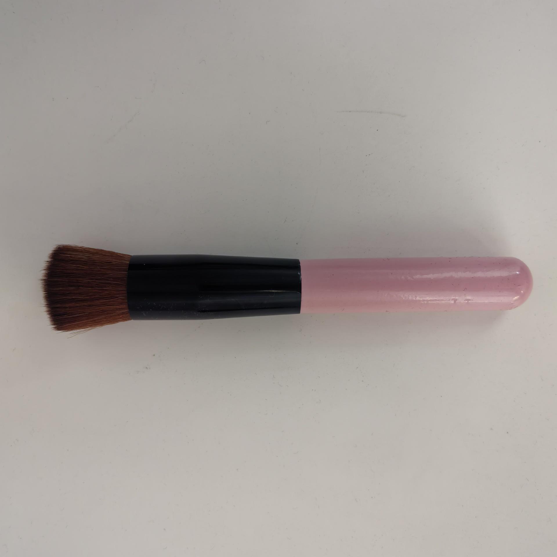 Flat-Head Blush & Concealer Brush – Soft, Non-Absorbing Bristles for Smooth Application Single Pack рожевий
Flat-Head Blush & Concealer Brush – Soft, Non-Absorbing Bristles for Smooth Application Single Pack рожевий