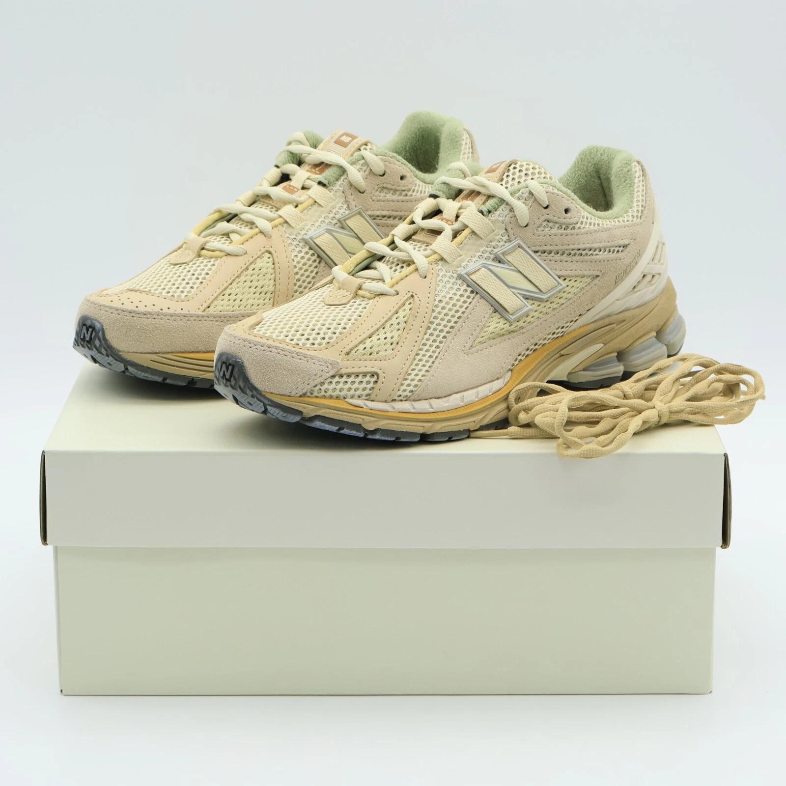 M1906RAU AURALEE New Balance 1906R Beige (Men s) US 10.5
M1906RAU AURALEE New Balance 1906R Beige (Men s) US 10.5